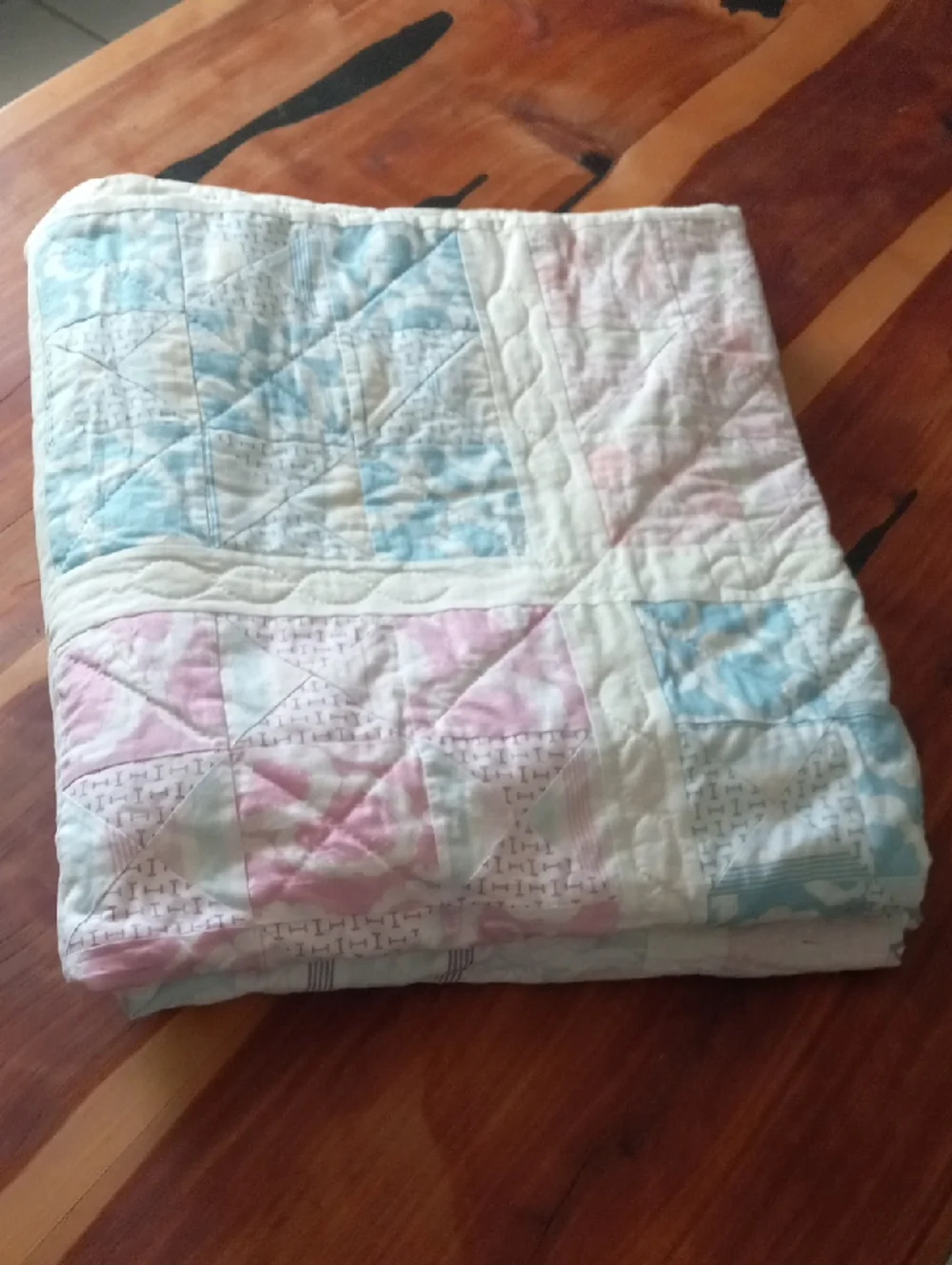 Classic Patchwork Cotton Quilt in Pastel Pink & Blue